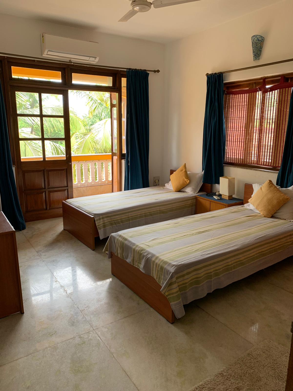 Sea Facing 3 Bedroom Apartment, Caranzalem, Panjim XOGoa
